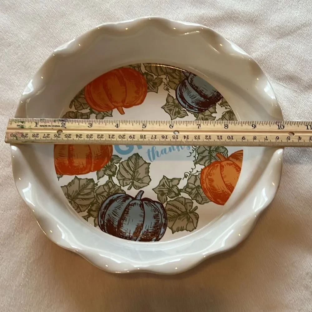 Give Thanks Glass Pie Plate 10 Inches Round 2 In Deep Holiday Baking Serveware